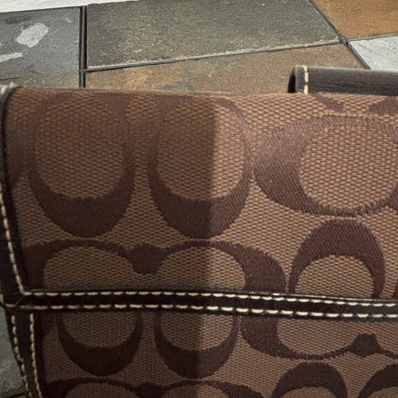 Beautiful Chocolate colored Coach Wallet with a silver opener. - Picture 4 of 7